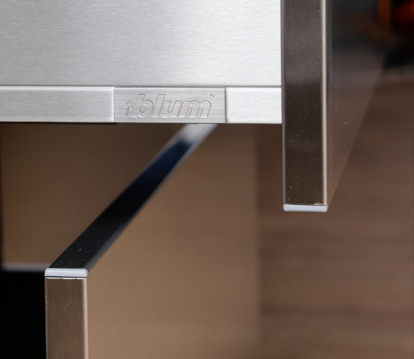 Зона барбекю на открытой террасе