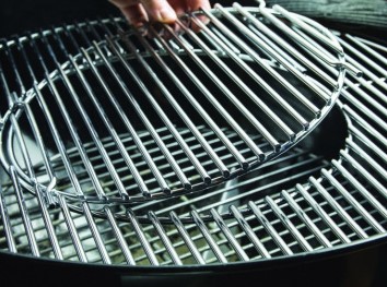 Weber Original Kettle Premium (57cm) GBS, черный