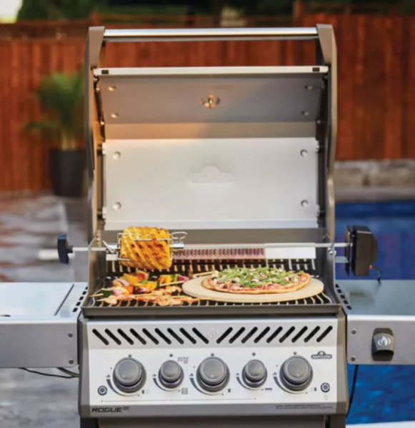 Газовый гриль Napoleon, Rogue PRO-S 425 (стальной, с ИК горелкой 3/3)