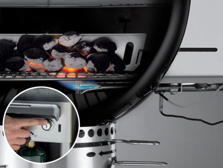 Угольный гриль-барбекю Weber Performer Deluxe GBS, 57 cм