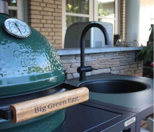 Рукоятка для купола гриля MINI из акации с надписью Big Green Egg