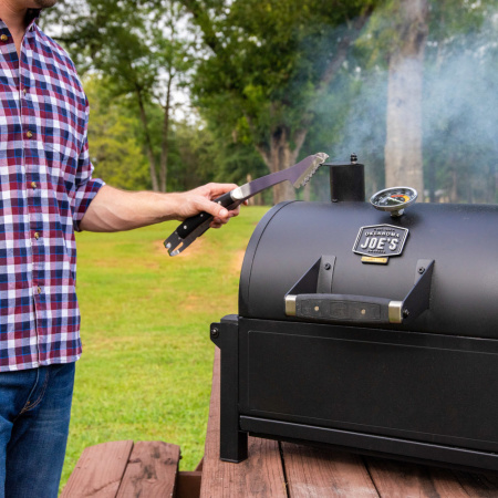 Угольный гриль Oklahoma Joe's Rambler Tabletop