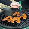 Сотейник чугунный с силиконовой кисточкой Big Green Egg