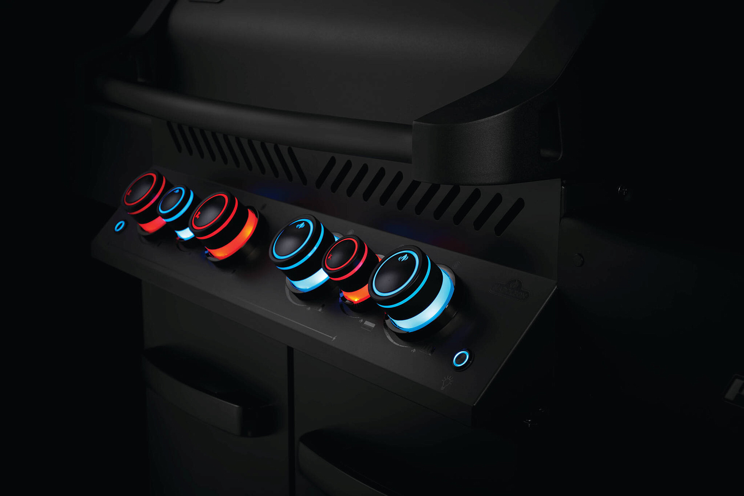 Газовый гриль Napoleon Prestige 500 Phantom тепловой с боковыми столиками