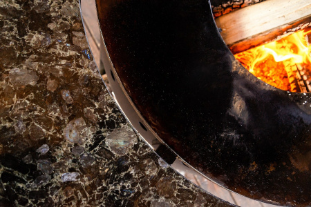 Гриль стол Гималаи натуральный камень 1200 мм