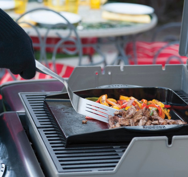 Чугунный противень для грилей Weber (Plancha)