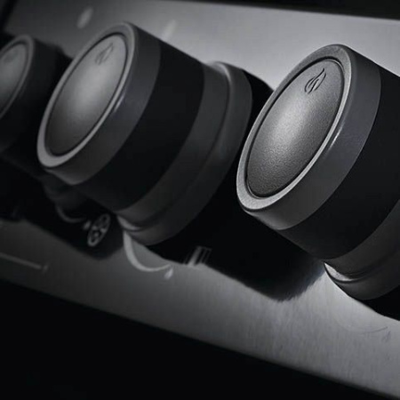 Гриль Napoleon Rogue-425 RSB, аксессуары для гриля rogue приобретаются отдельно