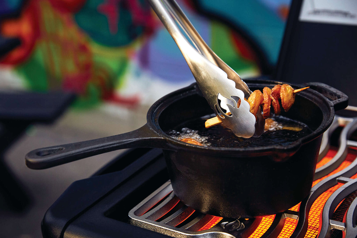 Газовый гриль Napoleon Prestige 500 Phantom тепловой с боковыми столиками