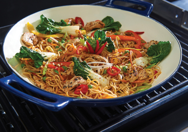 Чугунный эмалированный вок Broil King