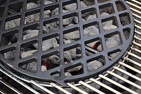 Чугунная решетка для жарки стейков - Gourmet BBQ System